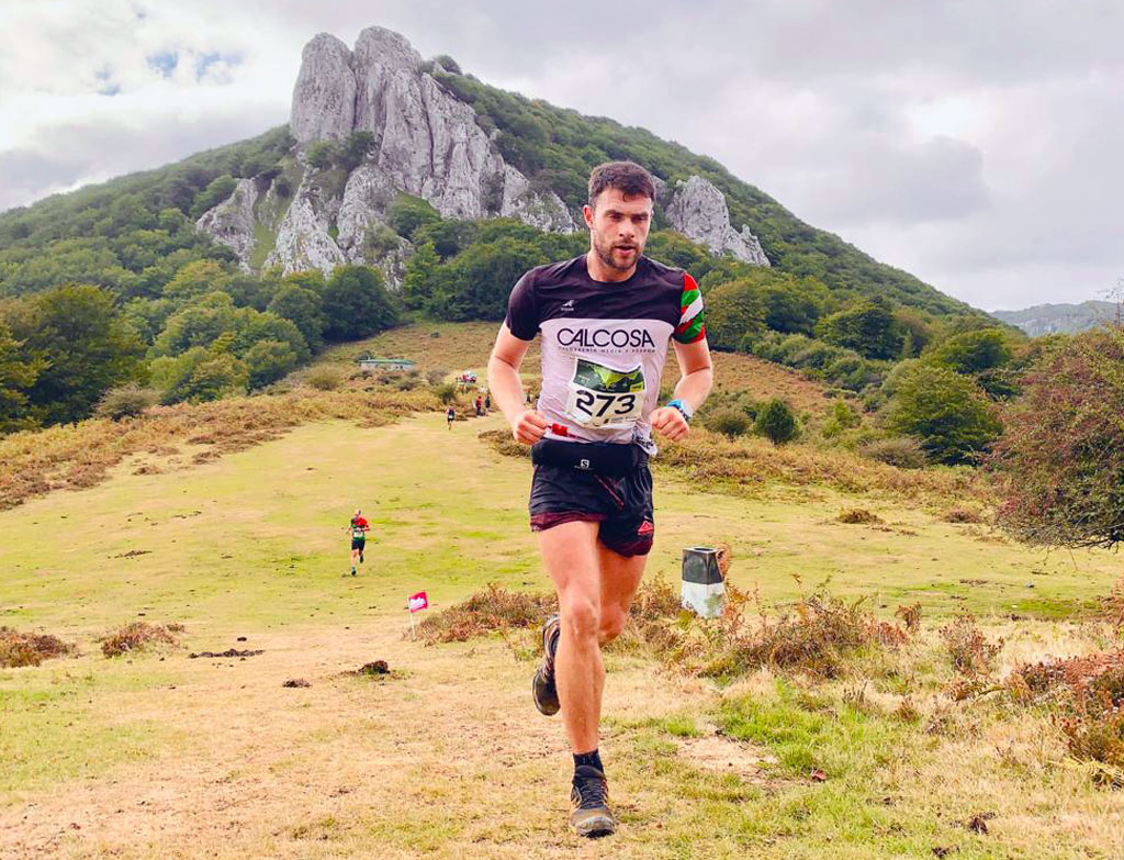 Equipo de atletismo patrocina por Calcosa